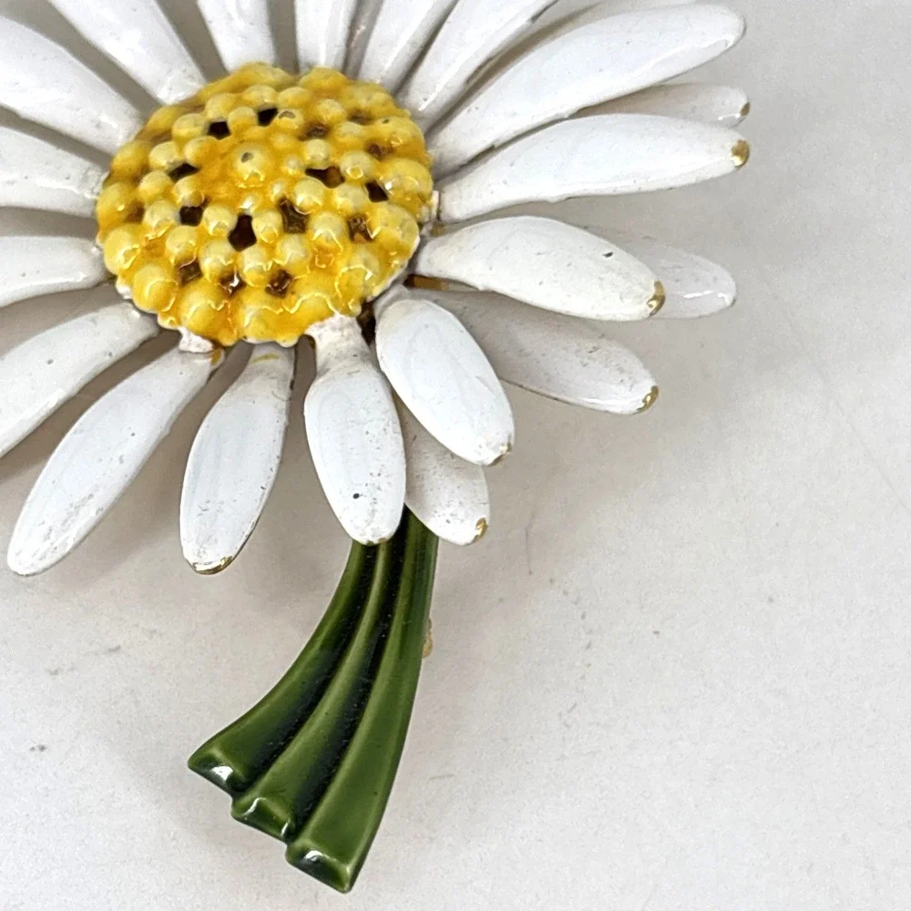 Lot of 2 Vtg Enamel Stem‎ Flowers Brooch Pins Daisy Original By Robert